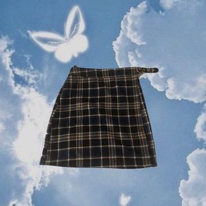 Brandy Melville plaid skirt